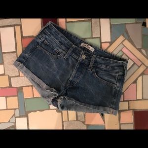 Hollister cuffed button fly jean shorts (size 27)